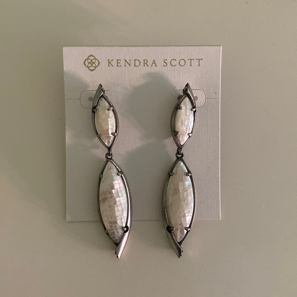 kendra scott earrings